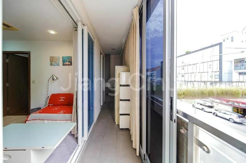 1 Bed Apartment (Condo) for Sale in  Le Regal - Image 5